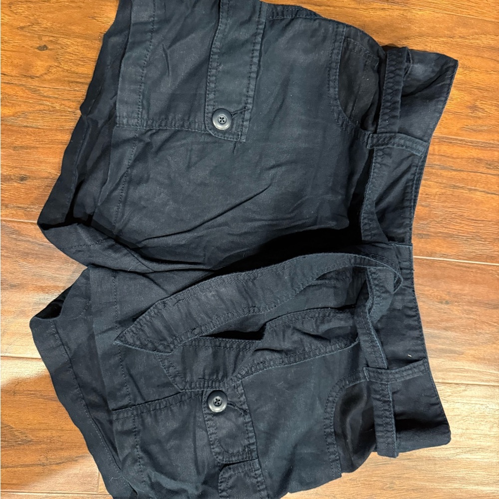 GAP Women's navy Cargo Shorts